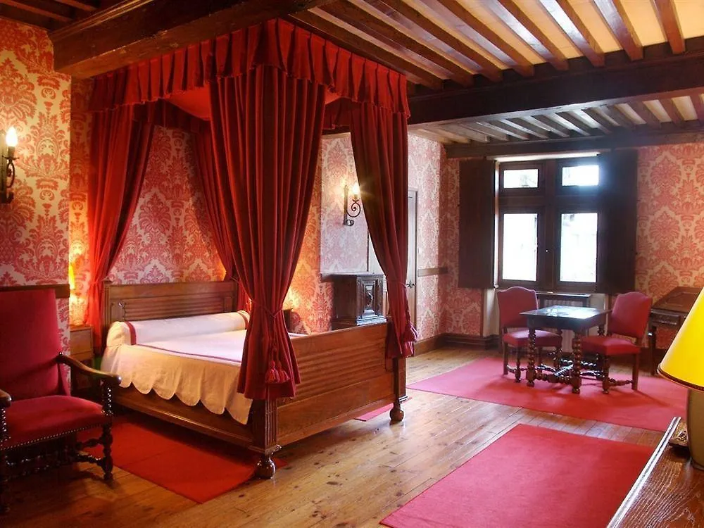 Hostellerie Du Vieux Pérouges Hotel