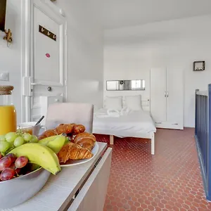 Loft In Heart Of Moulin Rouge Appartement Paris