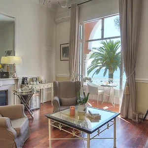 https://la-villa-mauresque.fr-provencehotel.com