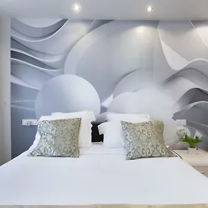 https://mick-appart-toulouse-jean-jaures.midi-pyreneeshotels.com