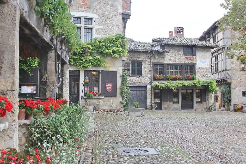 Hostellerie Du Vieux Pérouges فندق